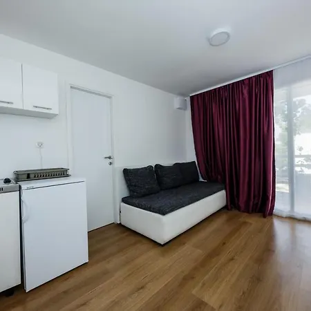 Mobile Homes Sveti Kriz Τρογκίρ