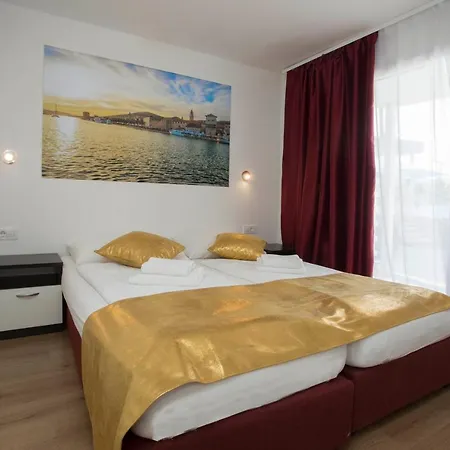 Mobile Homes Sveti Kriz Τρογκίρ